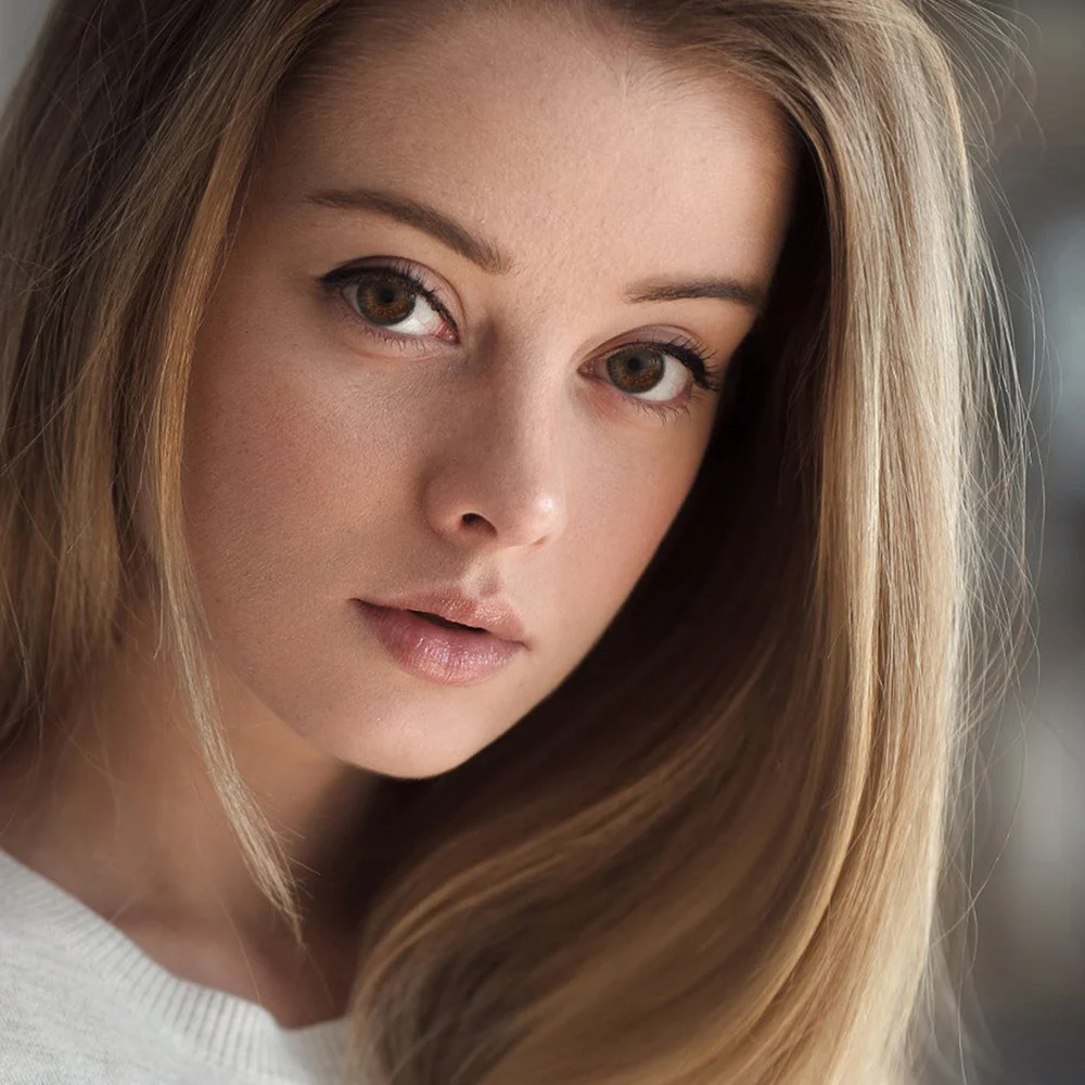 3 Tone Brown Coloured Contacts | Yearly