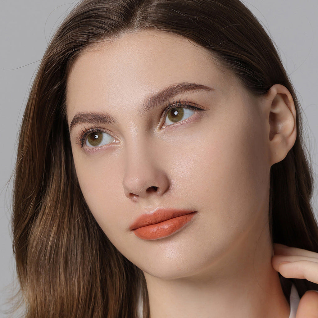 Hidrocor Amber Yellow Coloured Contacts | Yearly