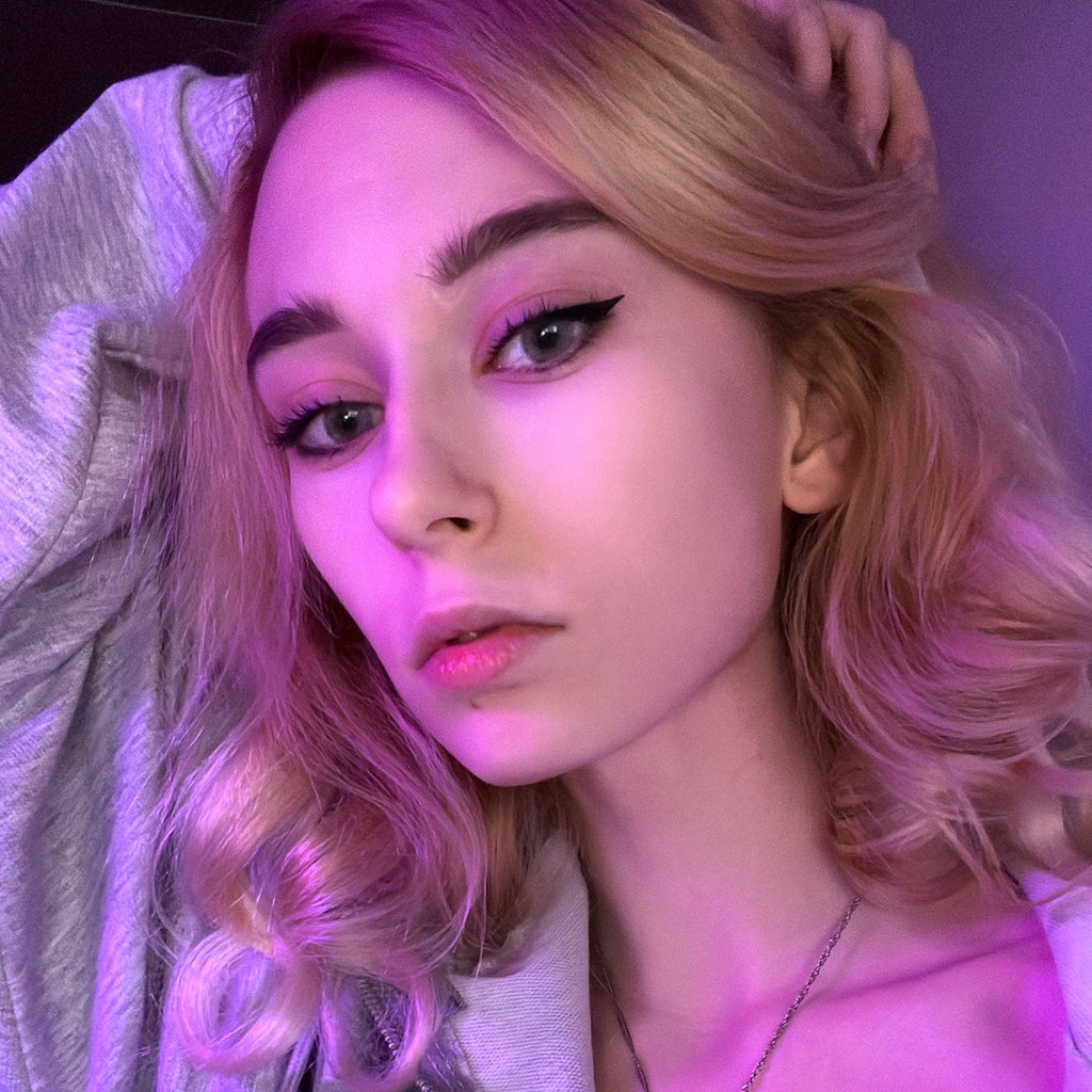 Hidrocor Icy Gray Coloured Contacts | Yearly