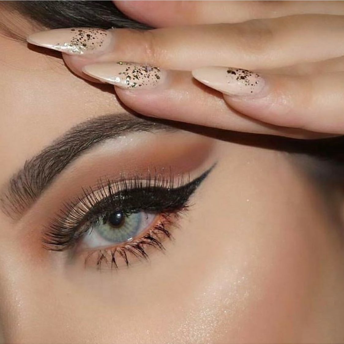 Hidrocor Quartz Gray Coloured Contacts | Yearly