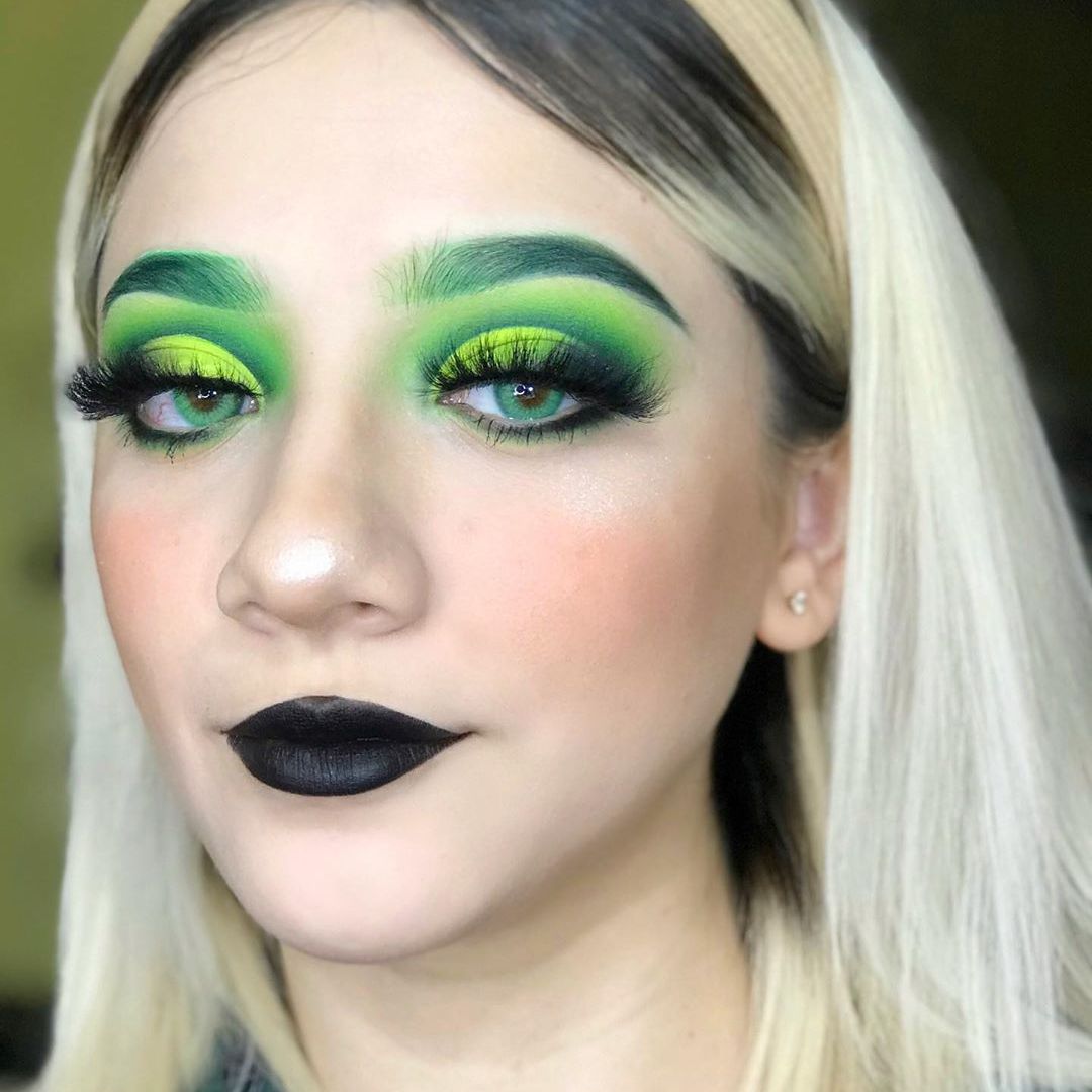 Hidrocor Emerald Green Coloured Contacts | Yearly