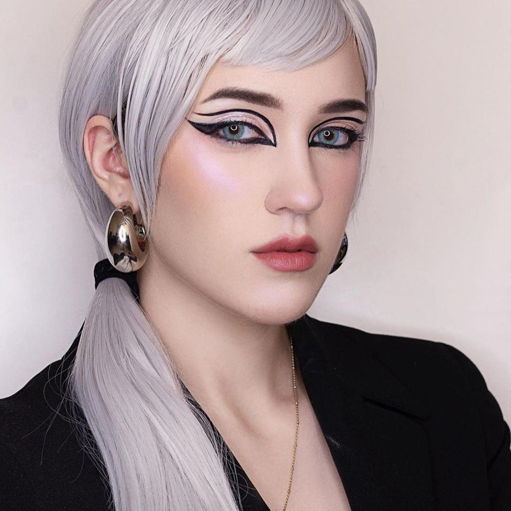 Hidrocor Topaz Blue Coloured Contacts | Yearly