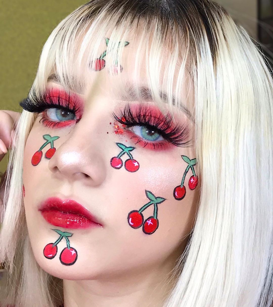 Hidrocor Topaz Blue Coloured Contacts | Yearly