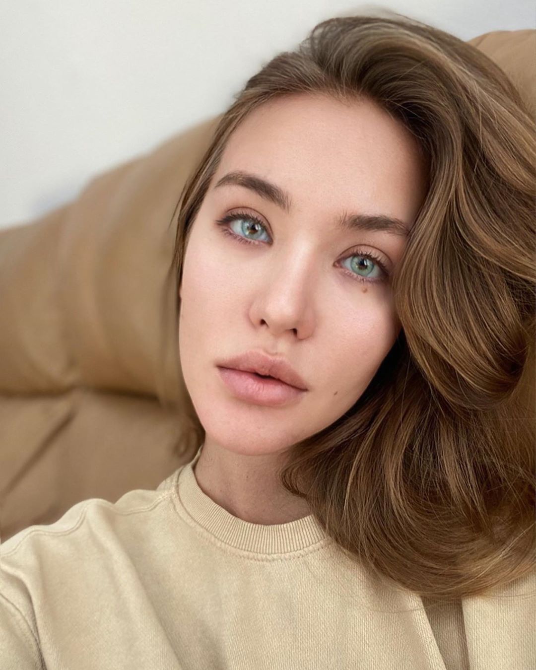 Hidrocor Topaz Blue Coloured Contacts | Yearly