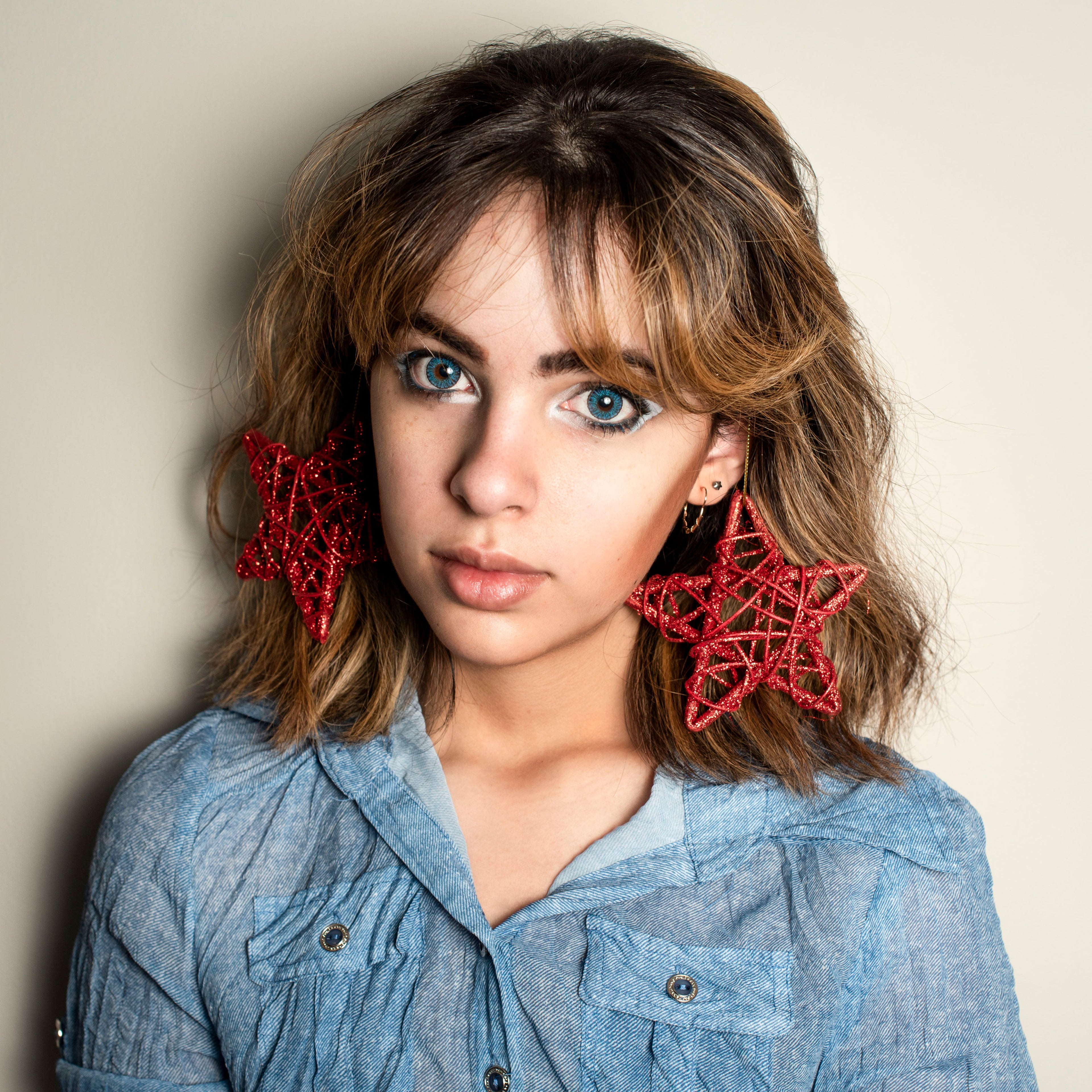 3 Tone Brilliant Blue Coloured Contacts | Yearly