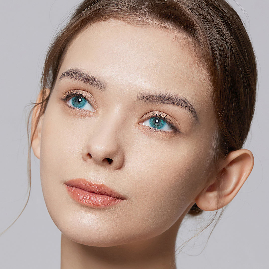 Ocean Blue Coloured Contacts | Yearly