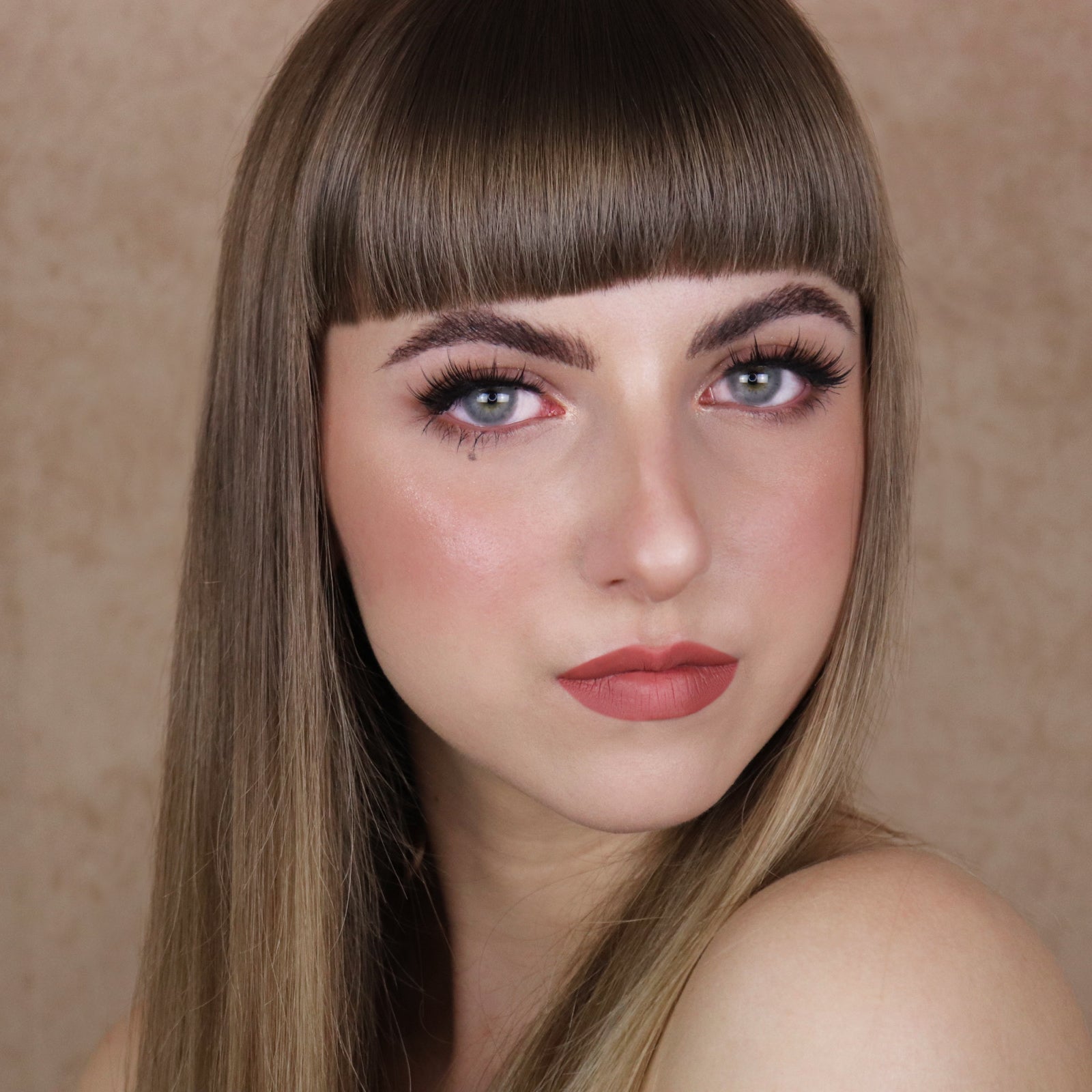 Diamond Gray Shadow Coloured Contacts | 6 Months