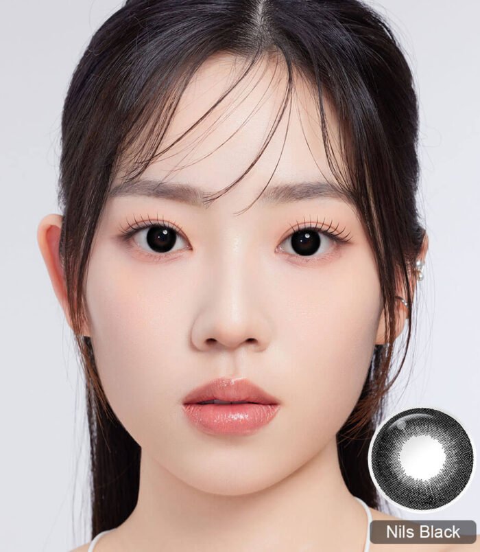 NILSBlackColoredContactsonbrowneyes.jpg